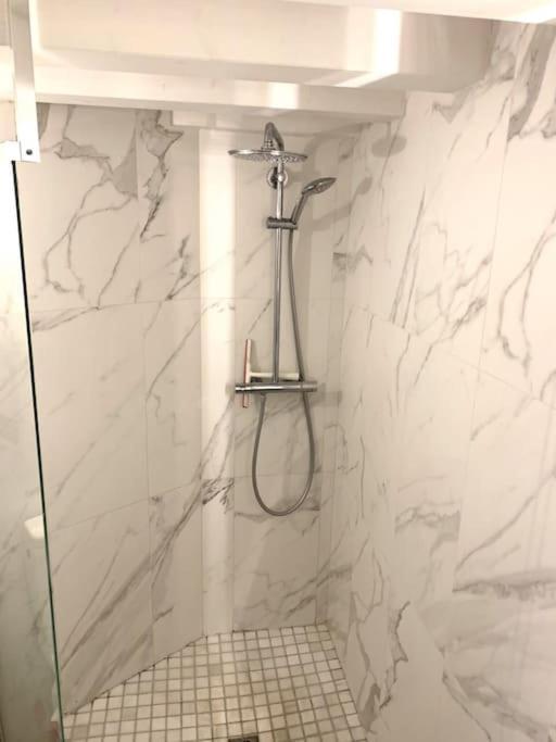 Charming Apartment In The Chartrons District 보르도 외부 사진